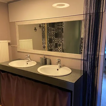 Le Du Palayau Apartmán *